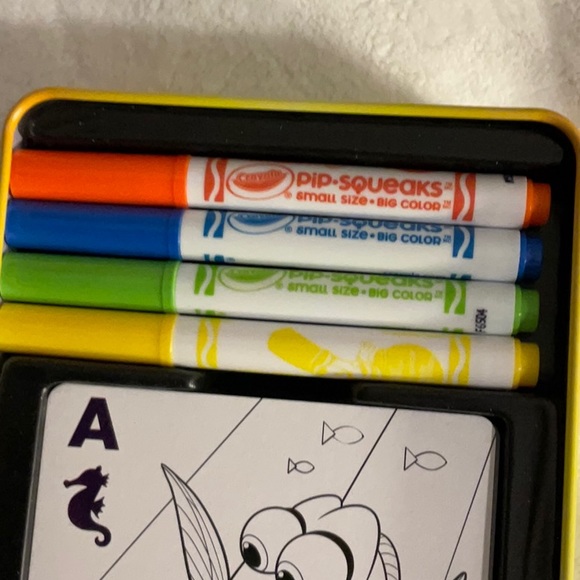 Disney Pixar Finding DORY Playing Cards Crayola - Picture 4 of 6